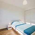 Azur By Interhome