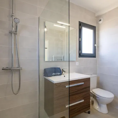 Azur By Interhome