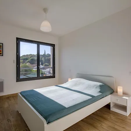 Сasa de vacaciones Azur By Interhome Saint Aygulf
